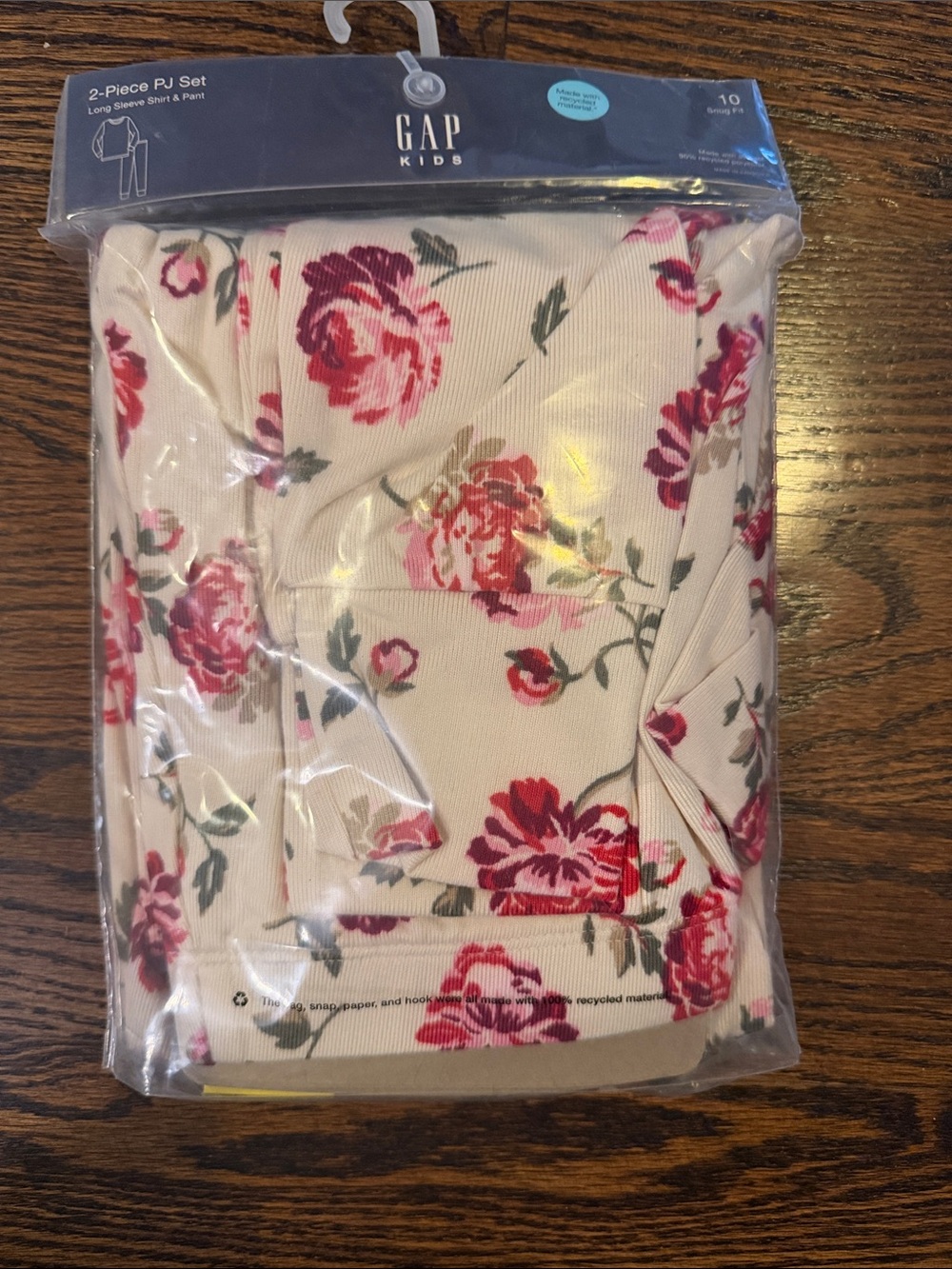 GAP Kids Cream Floral Pajama Set with Pink Rose Print, size 10 Brand new w/ tags